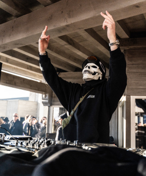 Dj set Vladimir Cauchemar au Fahrenheit Seven Val Thorens