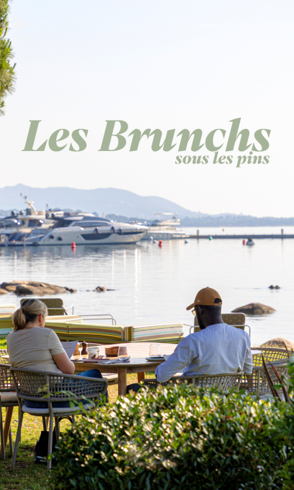 petit déjeuner face à la mer