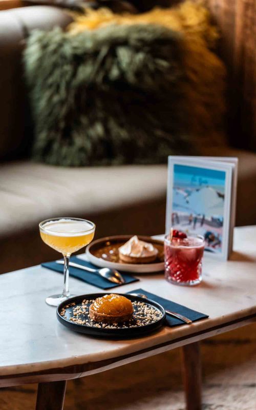 Hotel Fahrenheit 7 Val Thorens bar cocooning cheminee