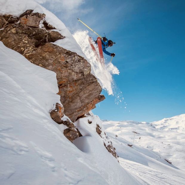 freeride-ski-saut-neige